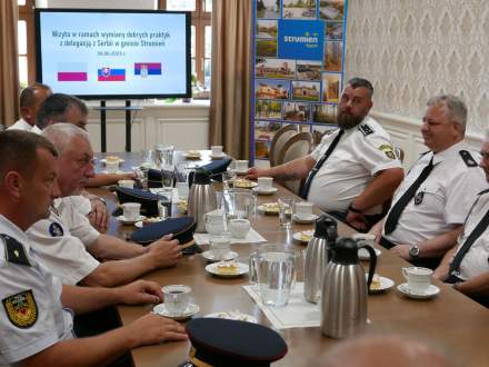 Wizyta delegacji z Serbii - spotkanie w ratuszu