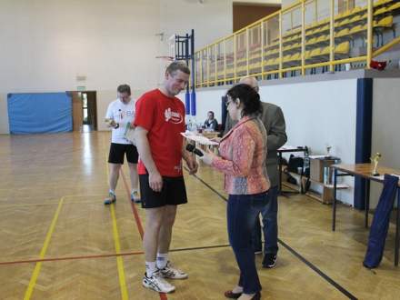 Amatorski Badminton na Hali Sportowej w Strumieniu foto. www.sport.strumien.pl