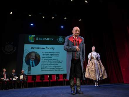 Uroczysta gala z okazji 11 listopada w teatrze