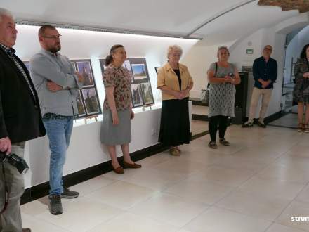Wernisaż wystawy „Kościoły, kapliczki i krzyże Ziemi Cieszyńskiej” w Galerii Pod Ratuszem