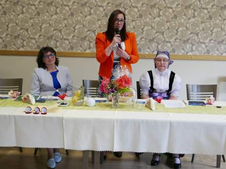 Dzień Matki w Bąkowie - przemawia Zastępca Burmistrza Strumienia