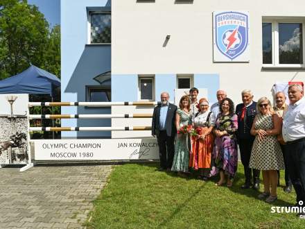 Uroczyste odsłonięcie tablicy poświęconej Janowi Kowalczykowi
