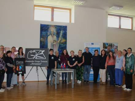 Grupa artystów z Polski i Słowacji