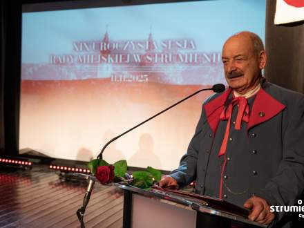 Przemawia Bronisław Świeży laureat Srebrnej Cieszynianki