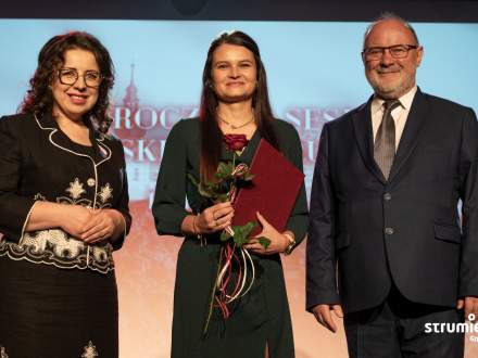 Obchody 11 listopada w Strumieniu złożenie gratulacji zasłużonym