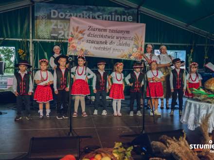 Przedszkolaki podczas występu