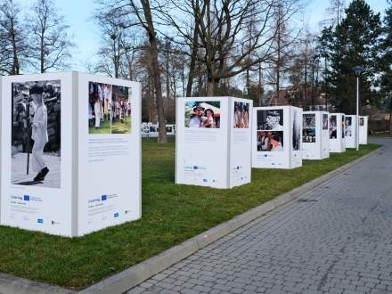 Wystawa fotografii z Festiwalu Fujarystów w słowackich Čičmanach