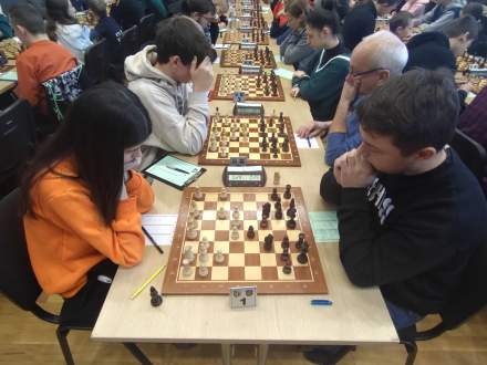 Turniej szachowy o kategorie fot. P. Jałowiczor