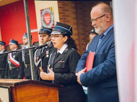 przemawia Burmistrz Strumienia Anna Grygierek