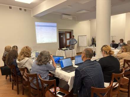 Szkolenie oświatowe w Chacie nad Zalewem